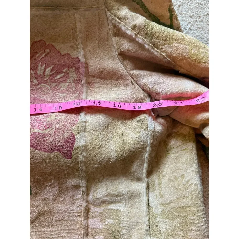 Vintage Méchant Sherpa Lined Floral Jacquard Jacket Asian Script Roses Small